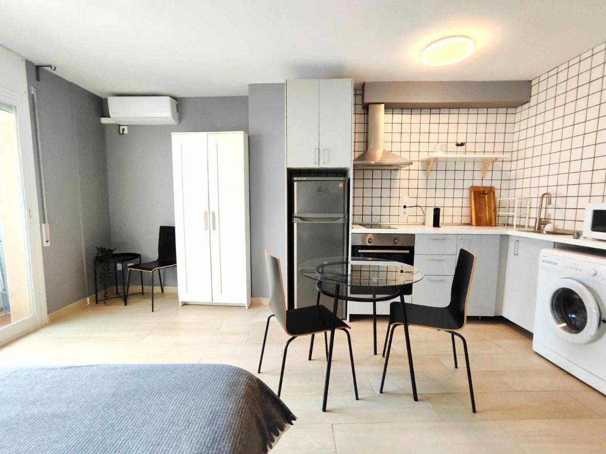 Mazi Apartments Suite Mataró Exterior foto